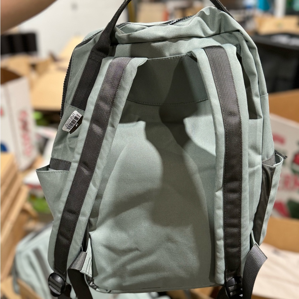 Red Rovr Roo Diaper Bag Backpack - Picture 2 of 4